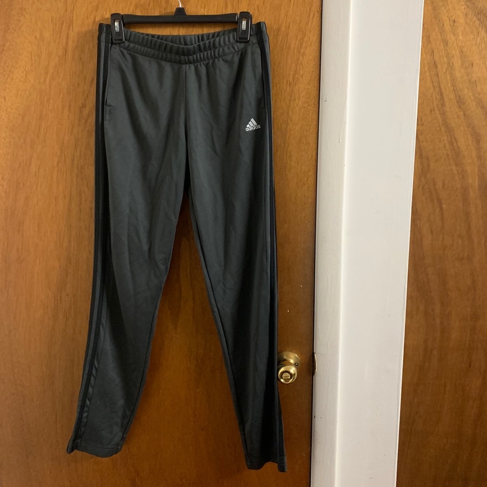 Women’s Adidas T10 Soccer pants in Dark Grey